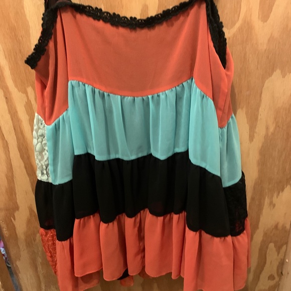 Hazel Tank - Picture 5 of 5